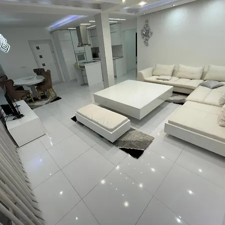 Lux West Gate *